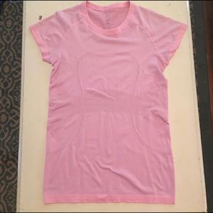 Pink lulu lemon swiftly tech short sleeve crew